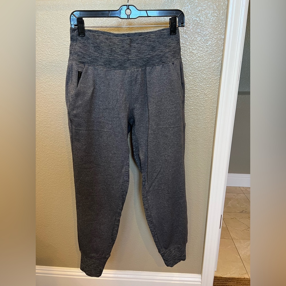 Athleta Venice Jogger Size Small